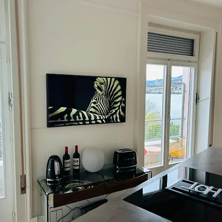 Apartment Evasion Front In